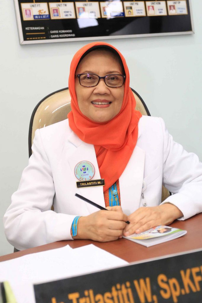 dr. Tri Lastiti Widowati, Sp.KFR