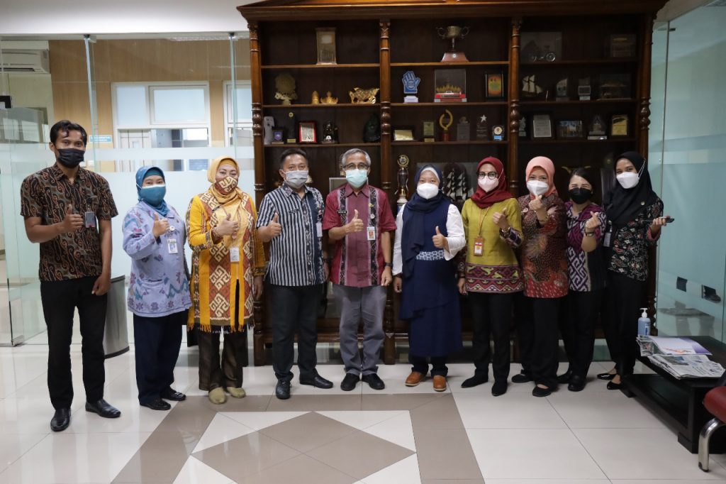 Pelaksanaan Visitasi dan Verifikasi Self Assessment Questionnaire (SAQ) Pejabat Pengelola Informasi dan Dokumentasi (PPID) RSUD Dr. Moewardi