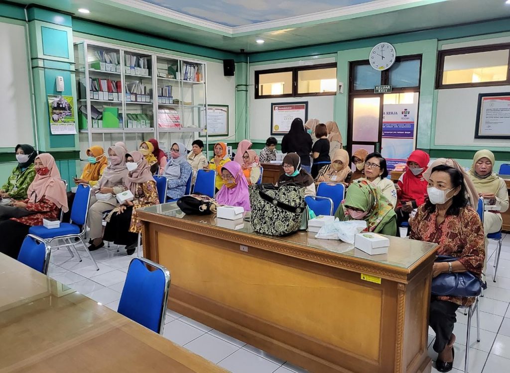 Beauty Class & Pertemuan Rutin Dharma Wanita Persatuan RSUD Dr. Moewardi