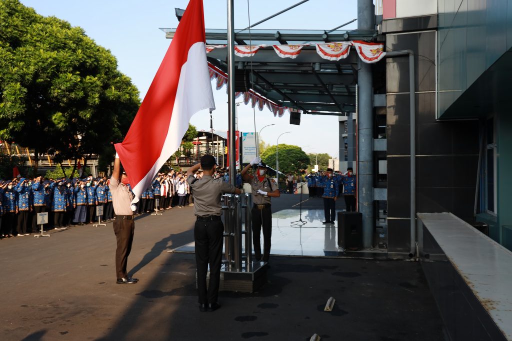 Upacara Pengibaran Bendera Merah Putih Peringatan Proklamasi Kemerdekaan ke-77 Republik Indonesia di RSDM