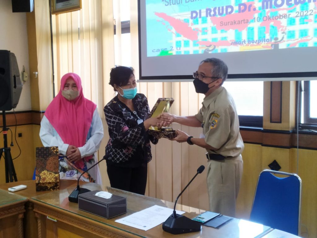 Kunjungan Studi Banding RSUD Hj. Anna Lasmanah Banjarnegara di RSUD Dr. Moewardi