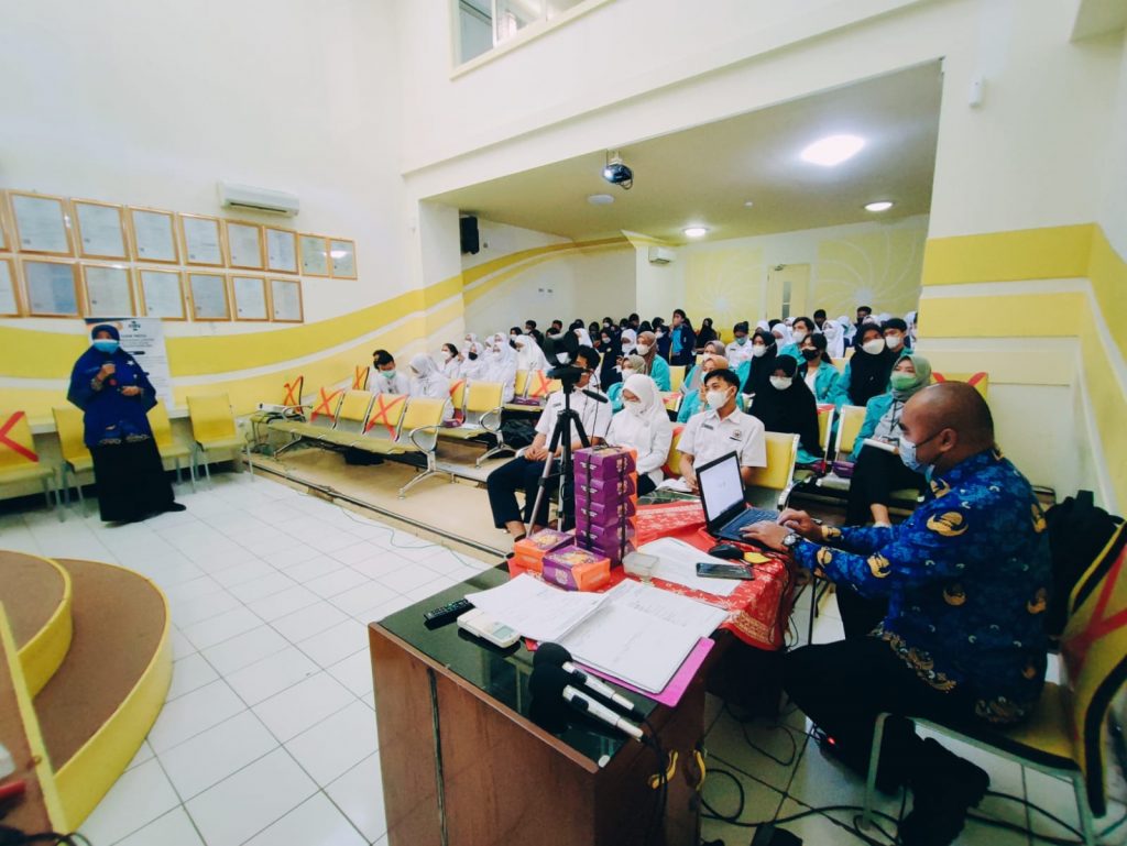 Pra Pendidikan Mahasiswa Penunjang atau Nakesla di RSUD Dr. Moewardi
