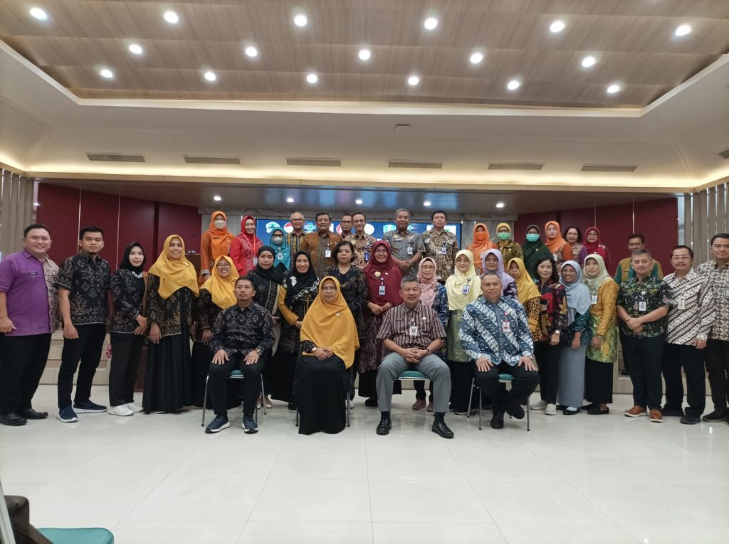 Studi Banding PZI-WBBM RSUD Saiful Anwar dan RS Jiwa Mutiara Sukma