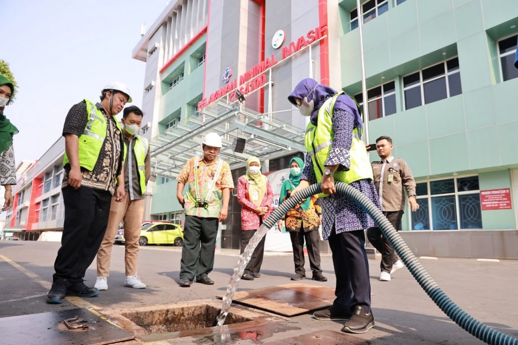 RSUD Dr. Moewardi Laksanakan Uji Kedaruratan/ Uji Coba Sumber Air Bersih