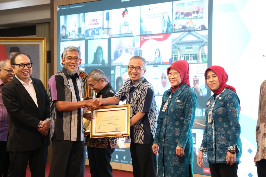 Inovasi “SINORAH Moewardi” Raih Penghargaan Top 10 KIPP Jateng 2023