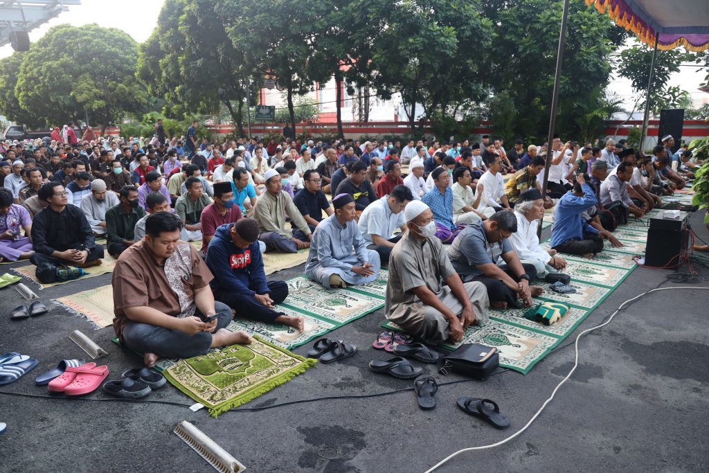 Sholat Idul Adha 10 Dzulhijah 1445 H di RSUD Dr. Moewardi