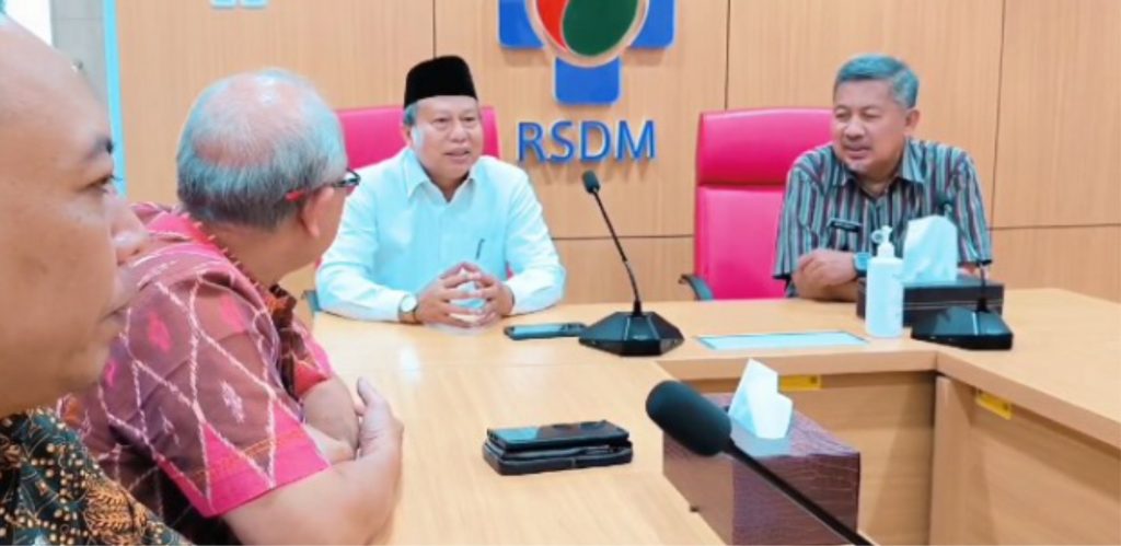 RSUD Dr. Moewardi Terima Kios Zakat Corner dari Baznas Provinsi Jawa Tengah