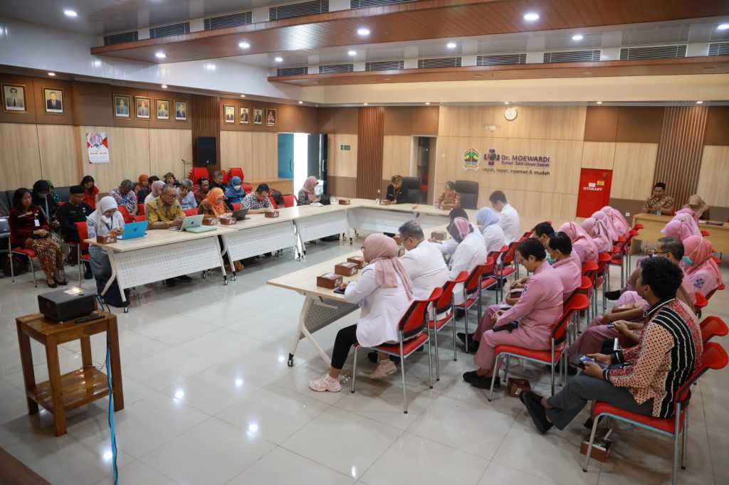 Verifikasi dan Validasi PERSI Terhadap Layanan Unggulan Neurologi dan Onkologi RSUD Dr. Moewardi