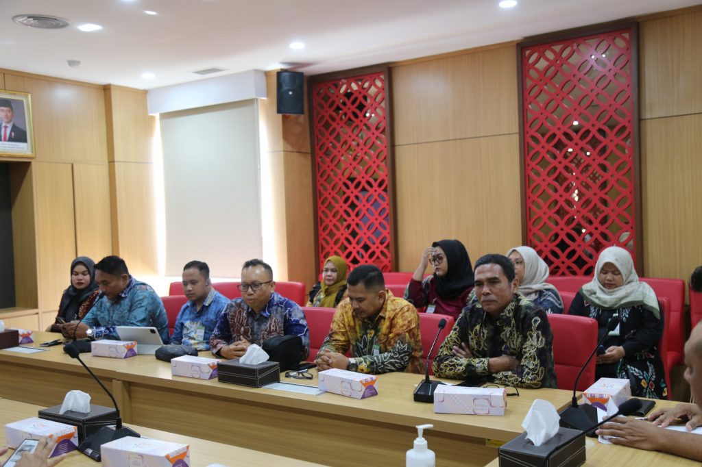 Studi Banding RSUD Ulin Banjarmasin Provinsi KalSel Terkait Rencana Strategis di RSUD Dr. Moewardi
